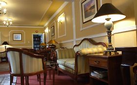 Ely House Hotel